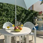 Palm Villa Estudios
