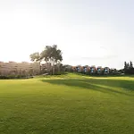 Palmares Signature Apartments