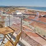 Topcity Hostel & Suites