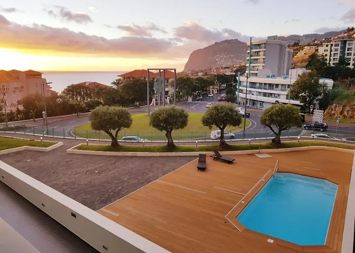 Monumental Residence Apartment With Pool By Hr Madeira