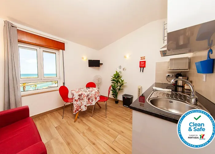 A38 - Rising Sun Top-Floor Flat