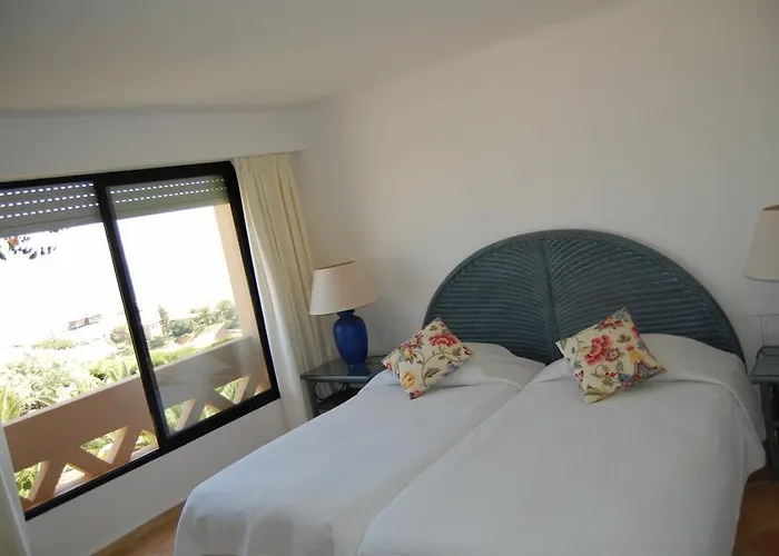 Apartamentos Turisticos Buganvilia