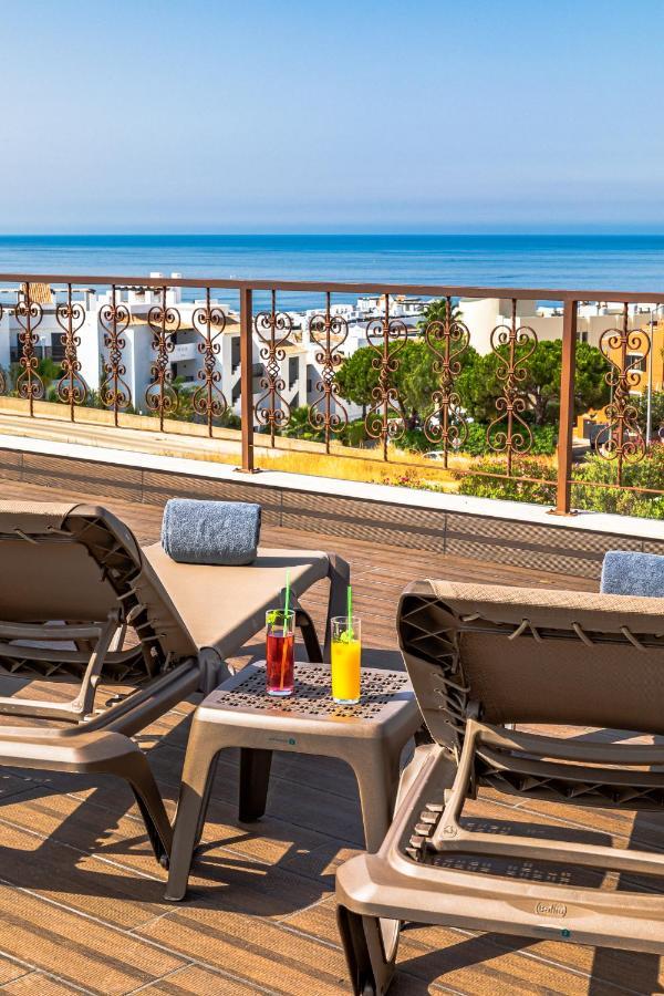 Atlantic 4*