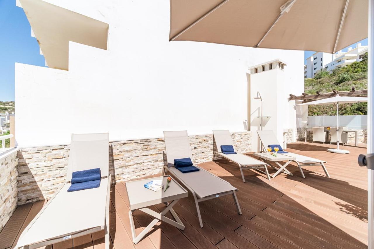 Historical Center Penthouse Apartment Albufeira