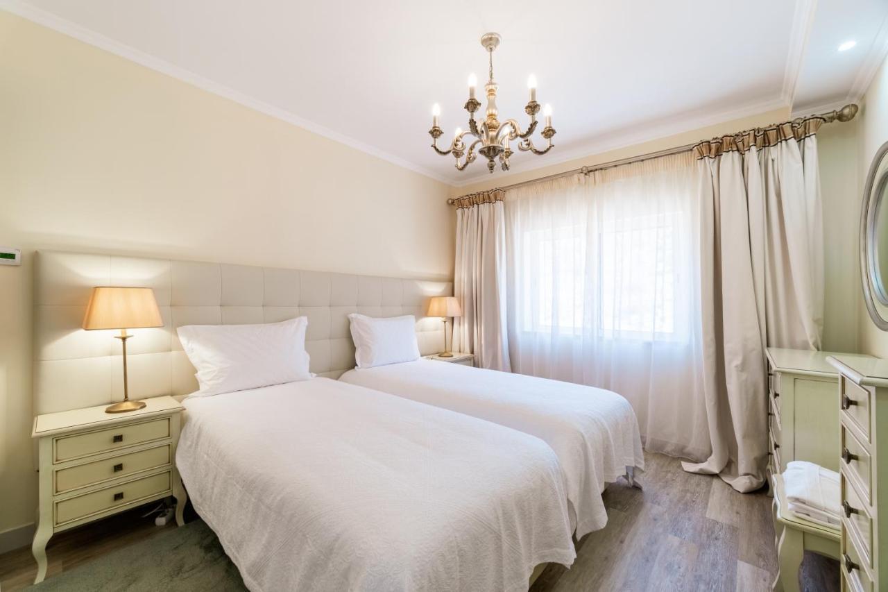 Historical Center Penthouse Apartment Albufeira