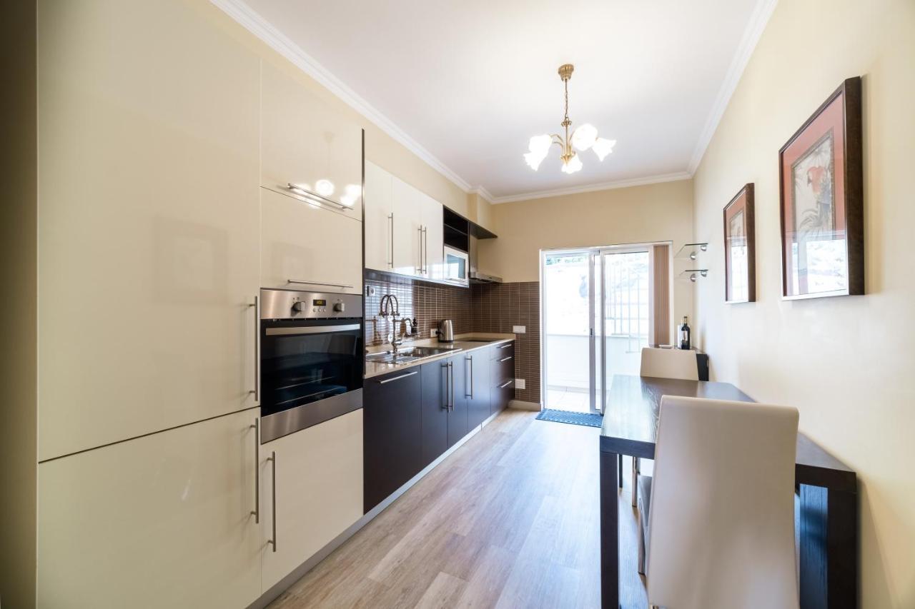 Historical Center Penthouse Apartment *