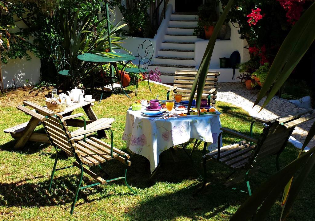 Uma Casa A Beira Sol