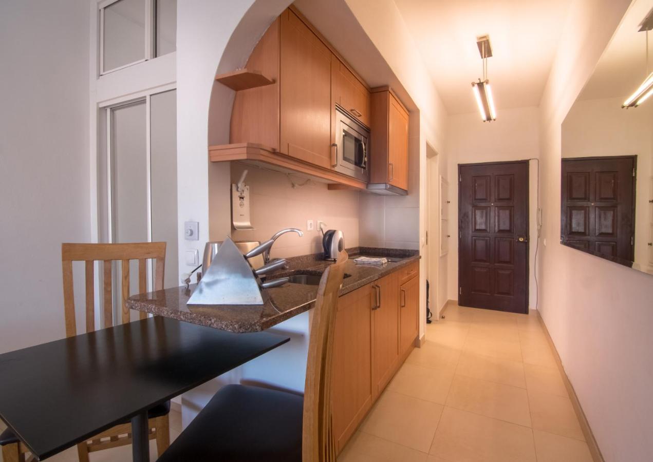 Appartement Main Avenue With Marina View Balcony *