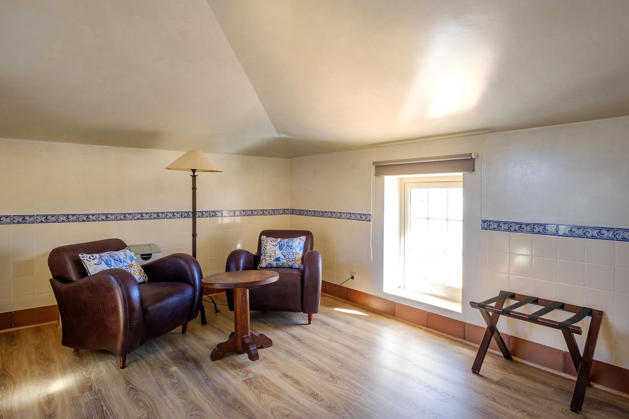 Charming & Dom Manuel I Adults Only Guest house Lagos