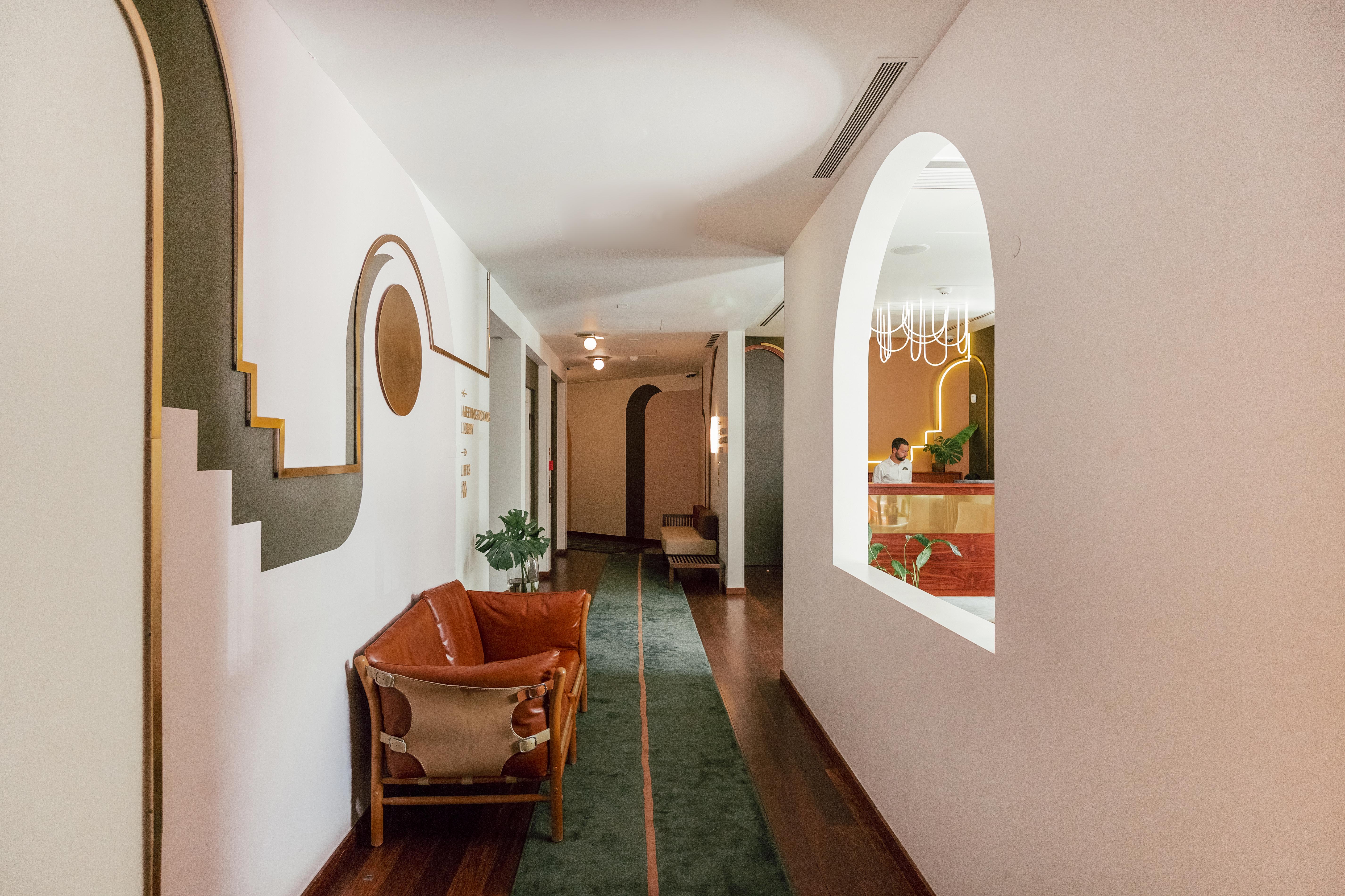 Hotel The Vintage & 5*