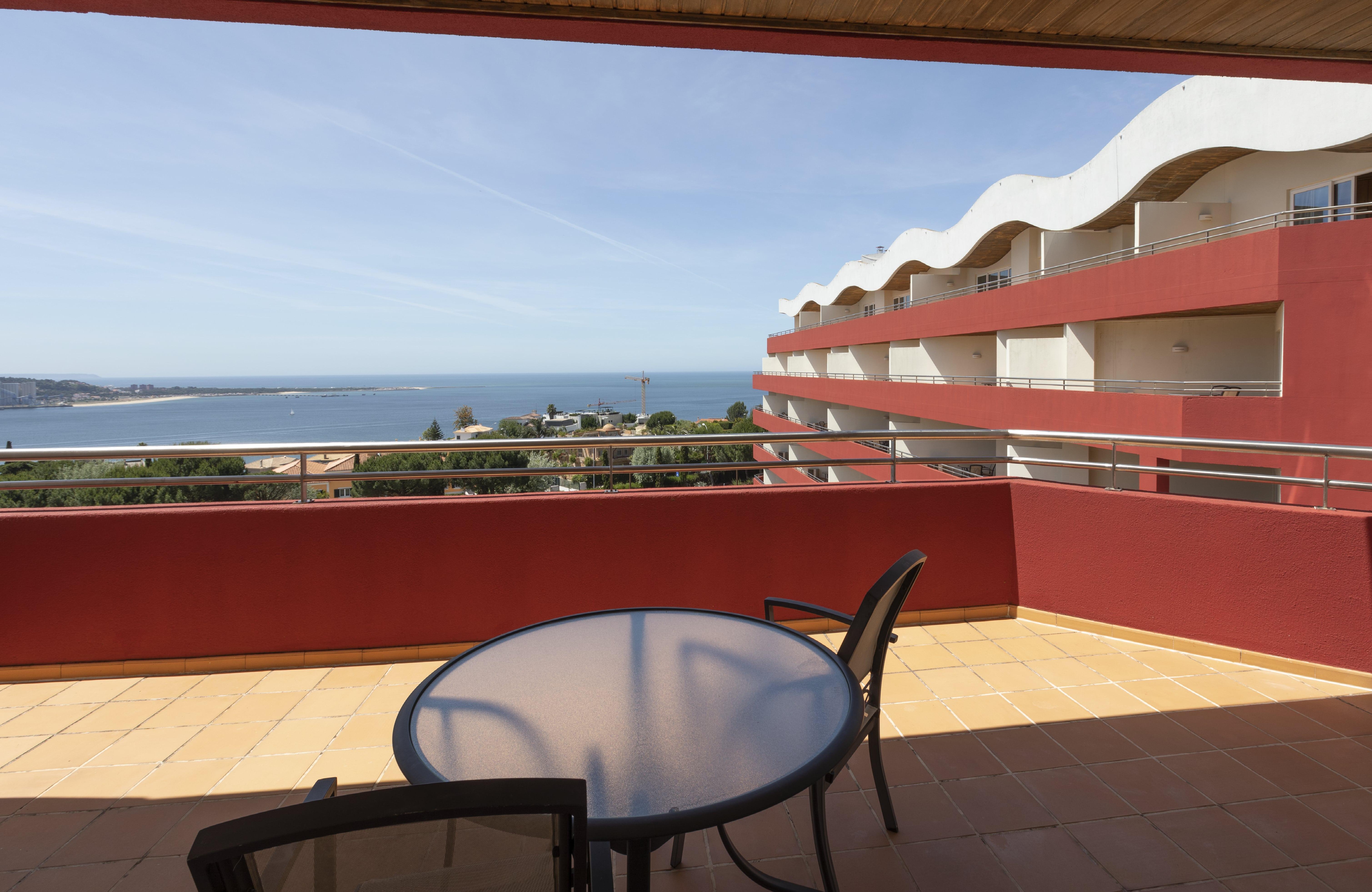 Hotel Solplay De Linda-a-Velha