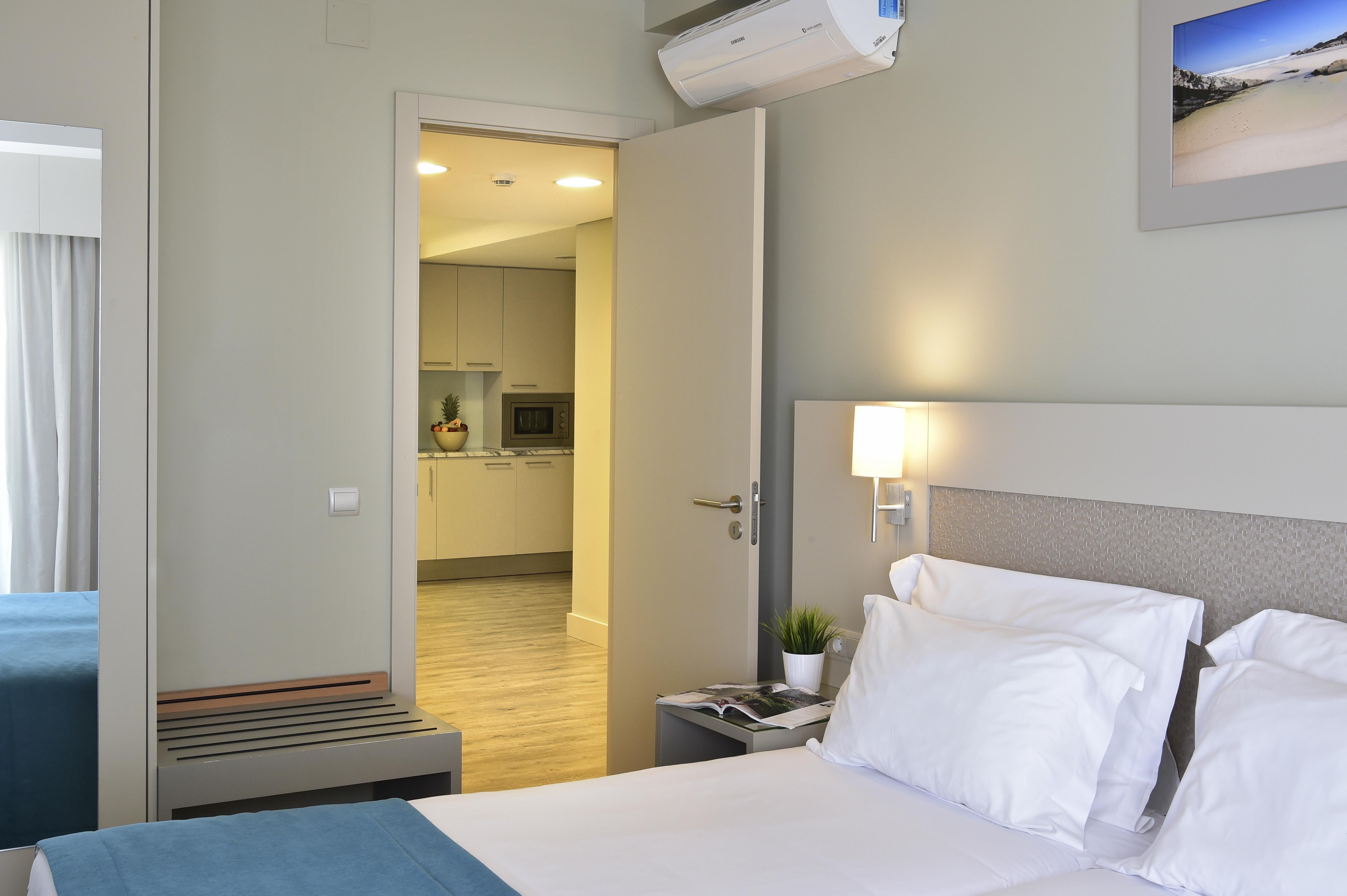 Aparthotel Aqualuz By The Editory