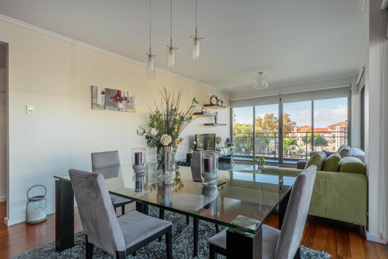 Monumental With Pool By Hr Madeira