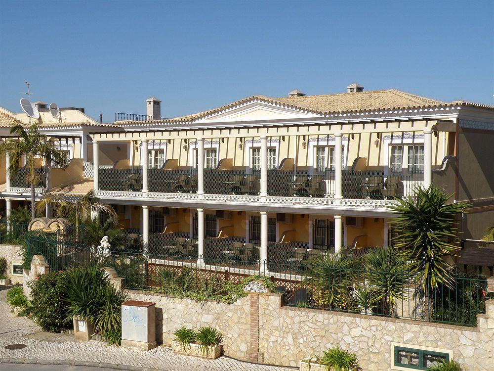 Charming & Dom Manuel I Adults Only Guest house Lagos