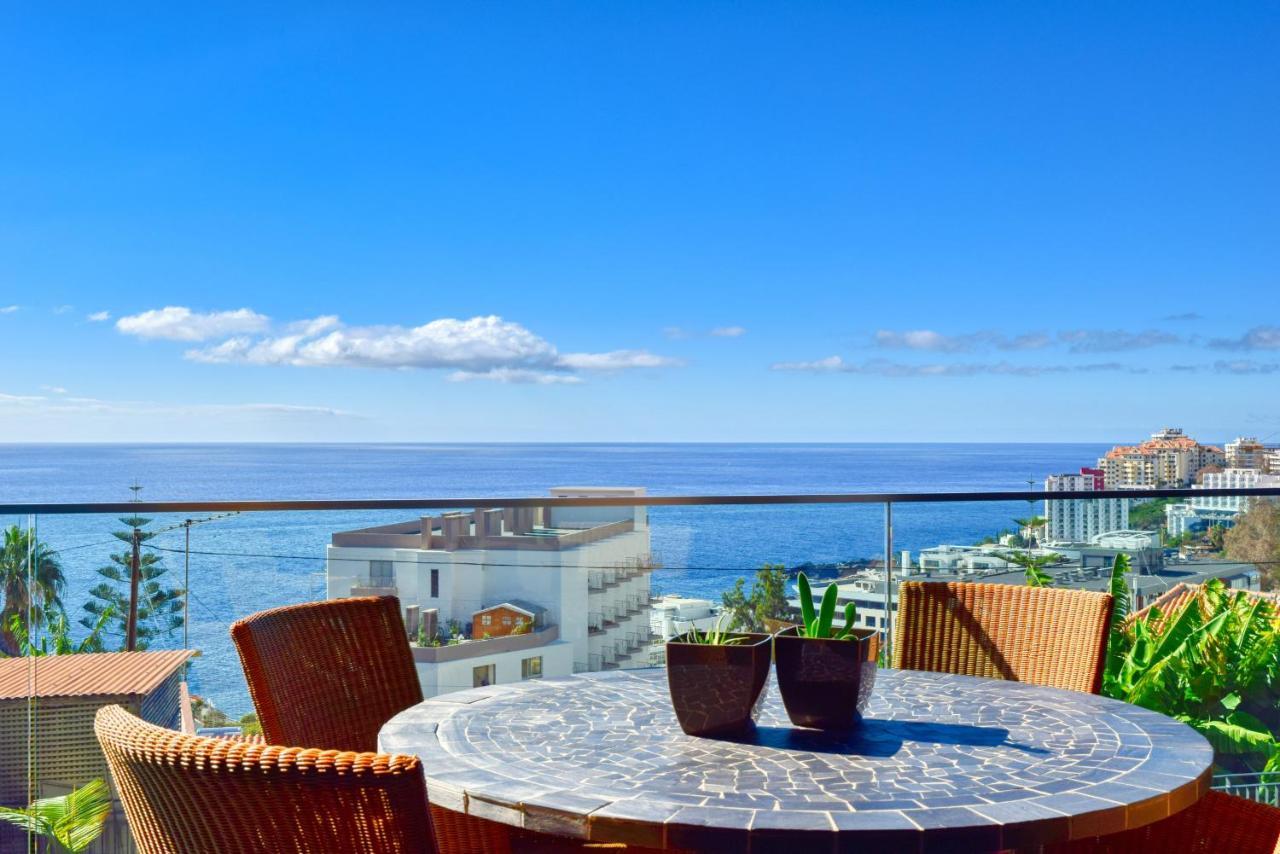 Seculo Xxi-u, A In Madeira Funchal (Madeira)