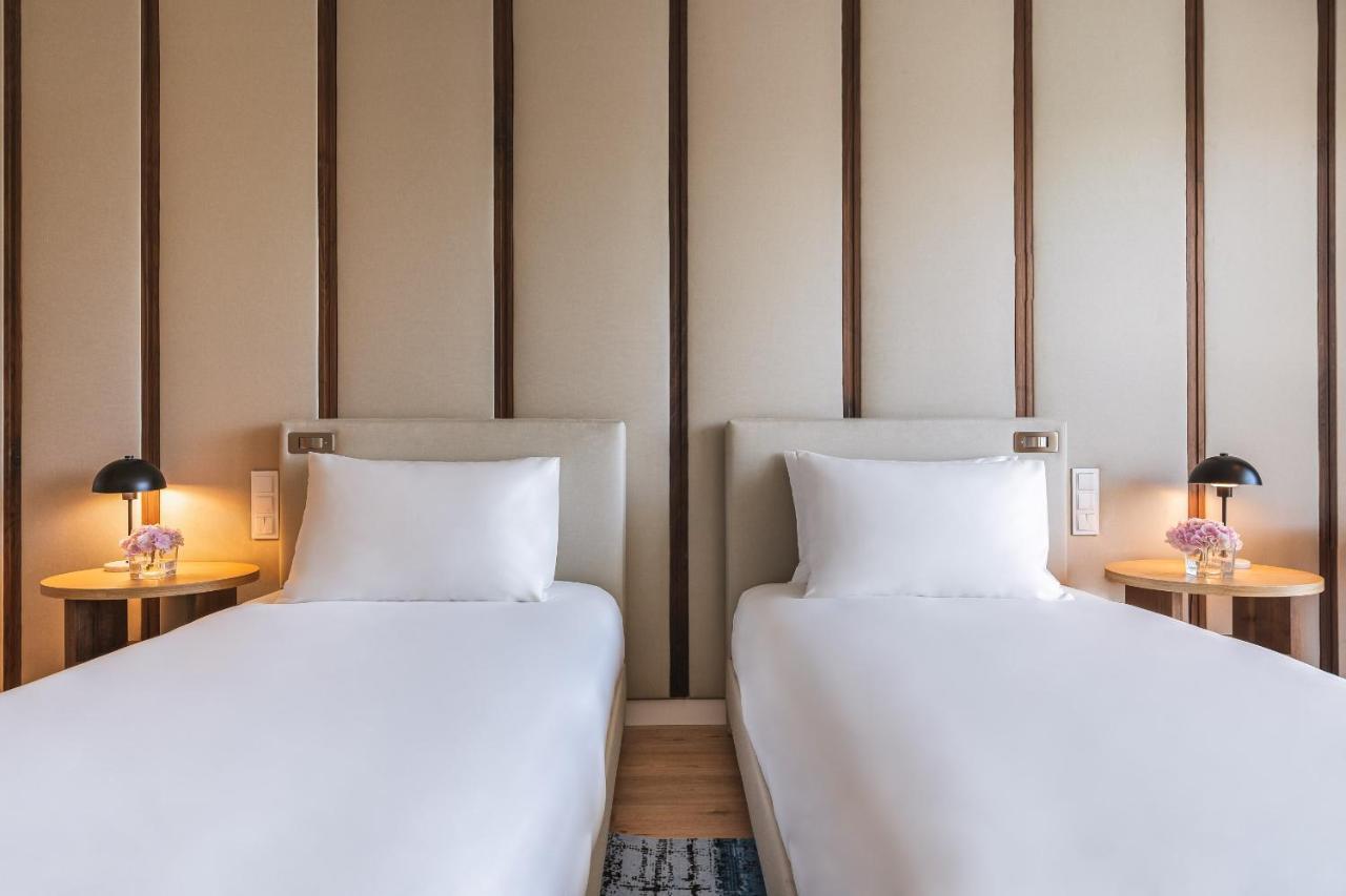 Hyatt Regency Hotel