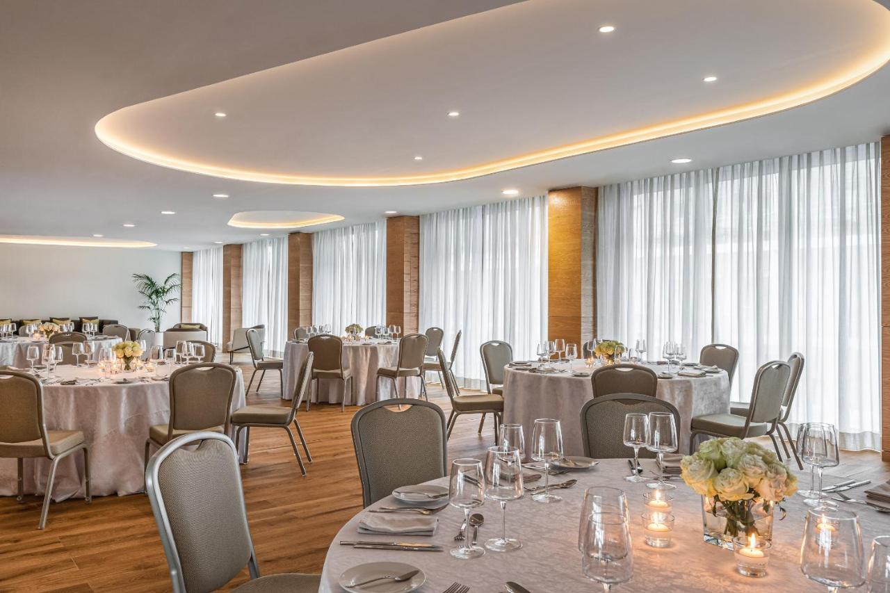 Hyatt Regency Hotel 5*