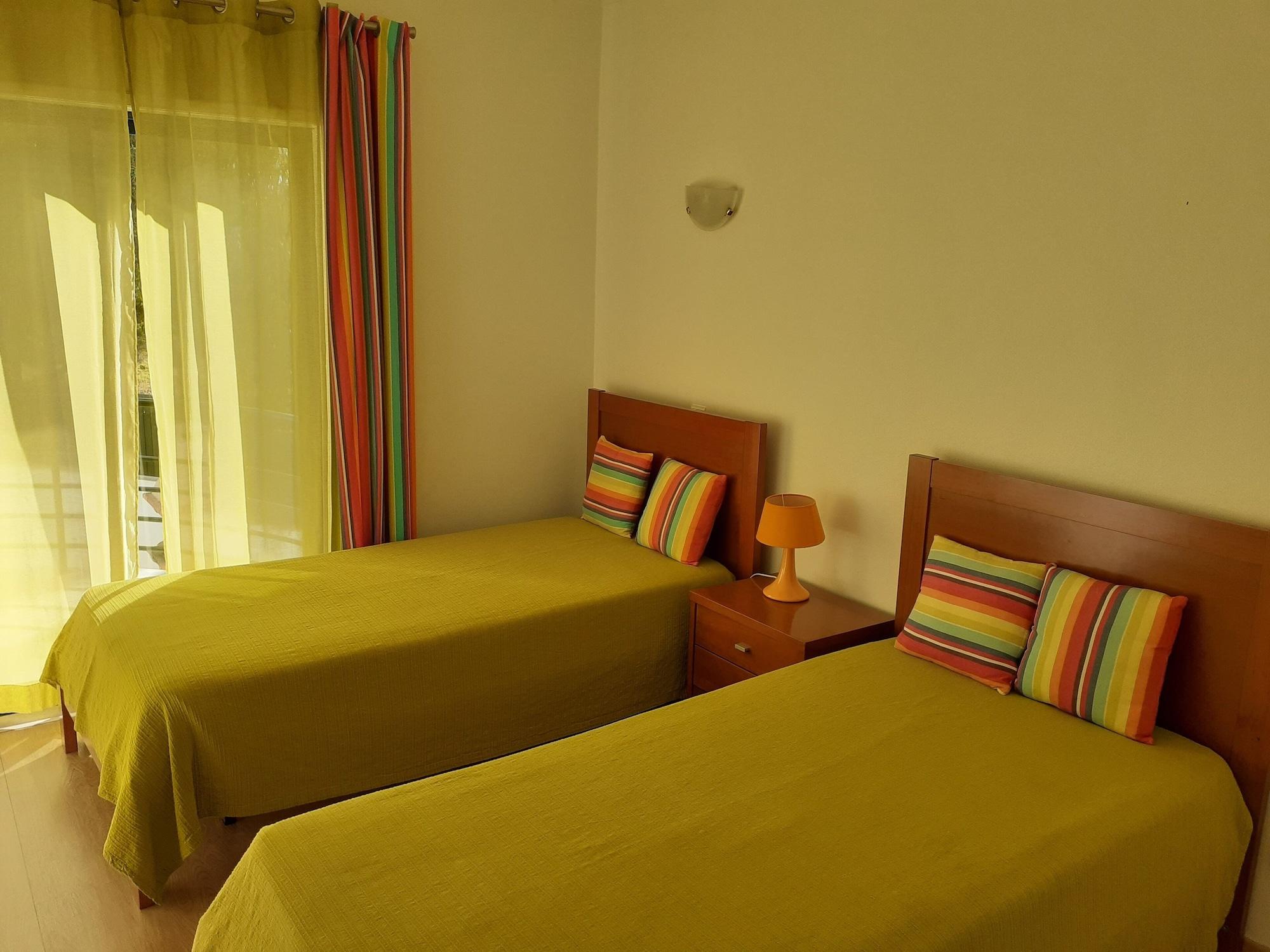 Clube Meia 3* Lagos
