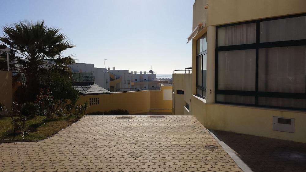 Clube Meia Aparthotel Lagos
