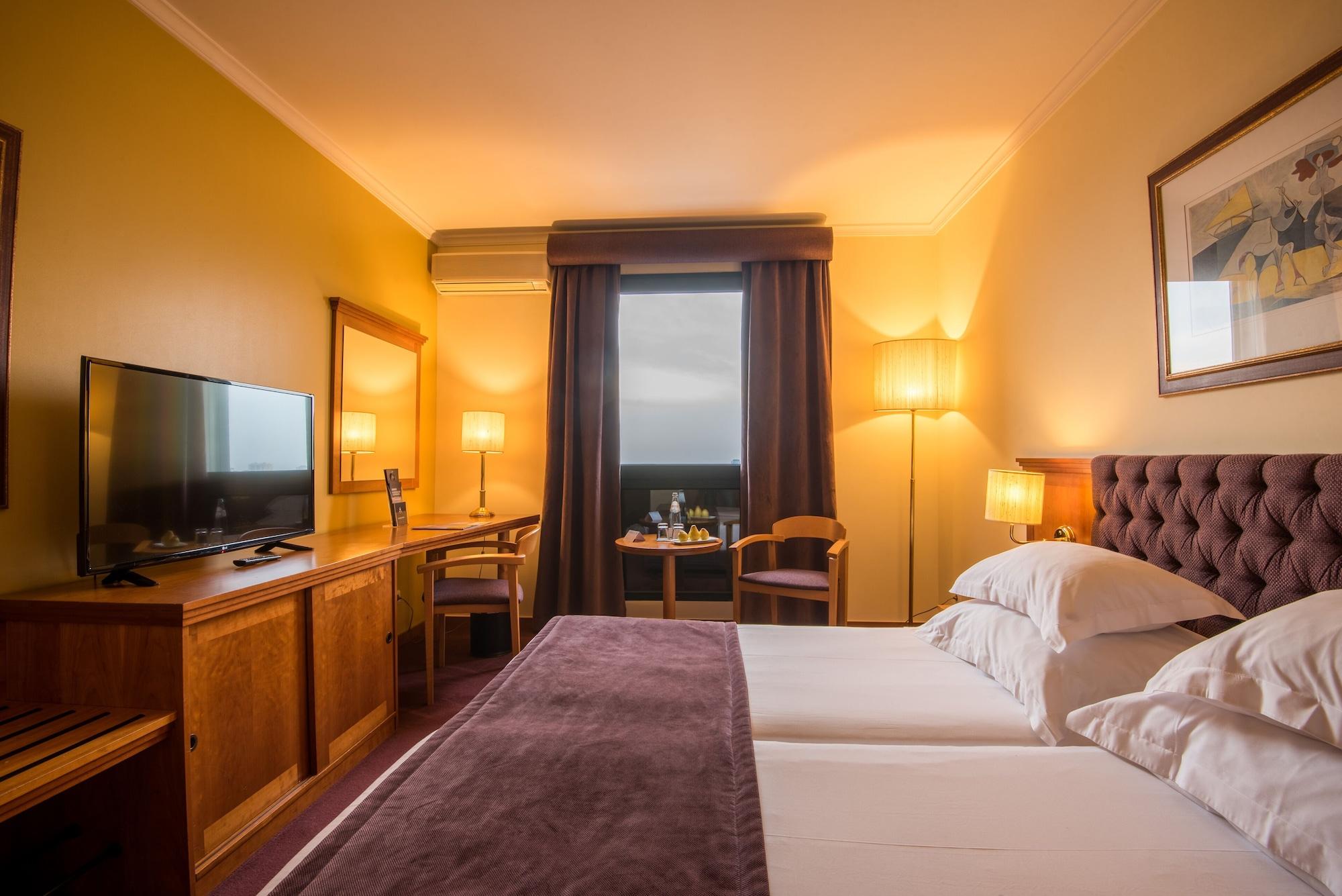 Hotel Gale - Centro 4*