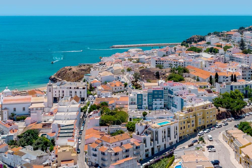 Colina Do Mar