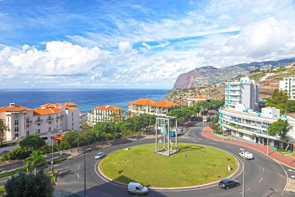 Monumental With Pool By Hr Madeira Funchal (Madeira)