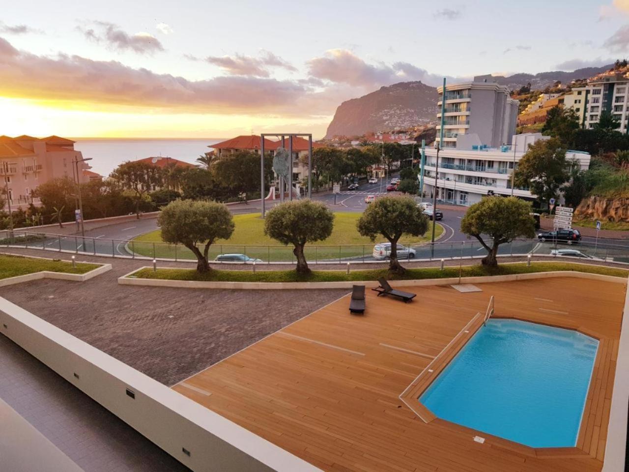 Monumental With Pool By Hr Madeira Funchal (Madeira)