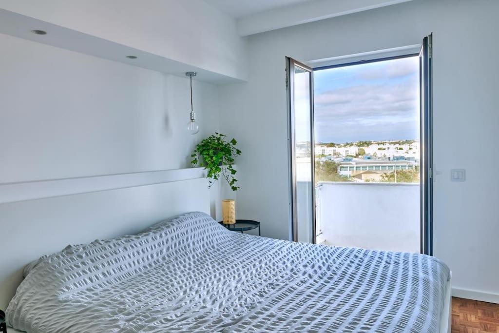 Apartment Blue Horizon