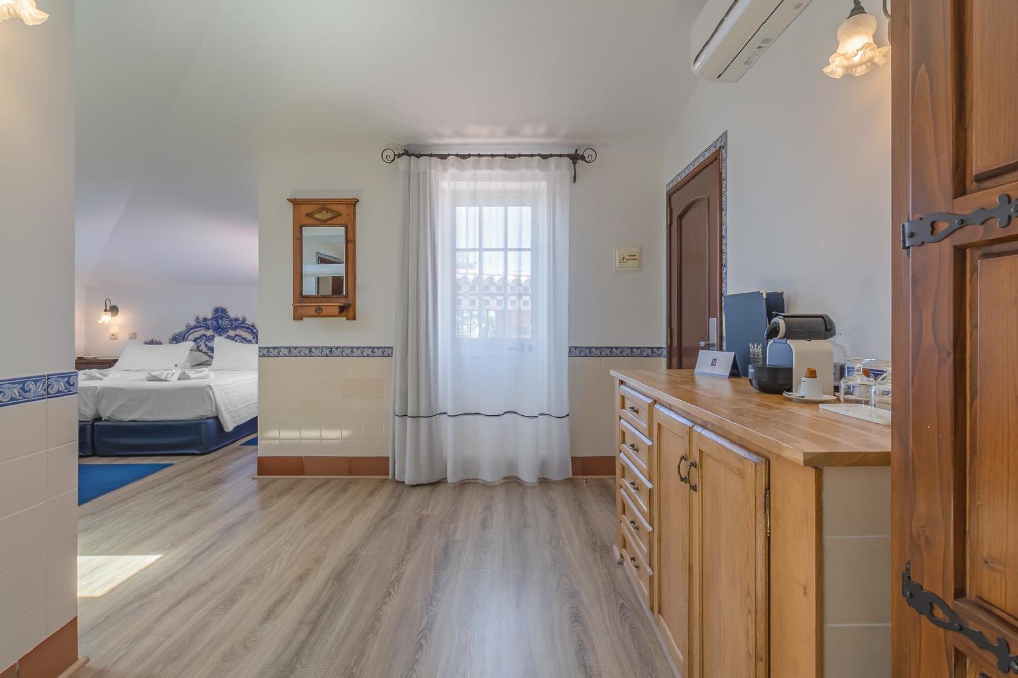 Charming & Dom Manuel I Adults Only Guest house