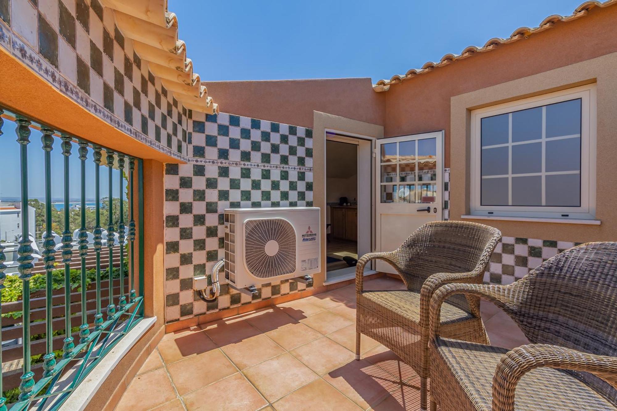 Charming & Dom Manuel I Adults Only Guest house