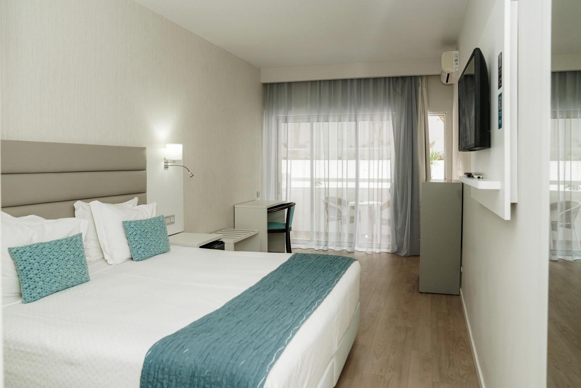Carvi Hotel 3*