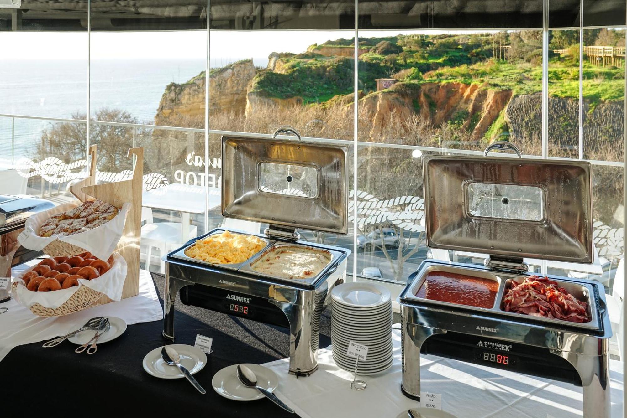 Carvi Hotel 3*