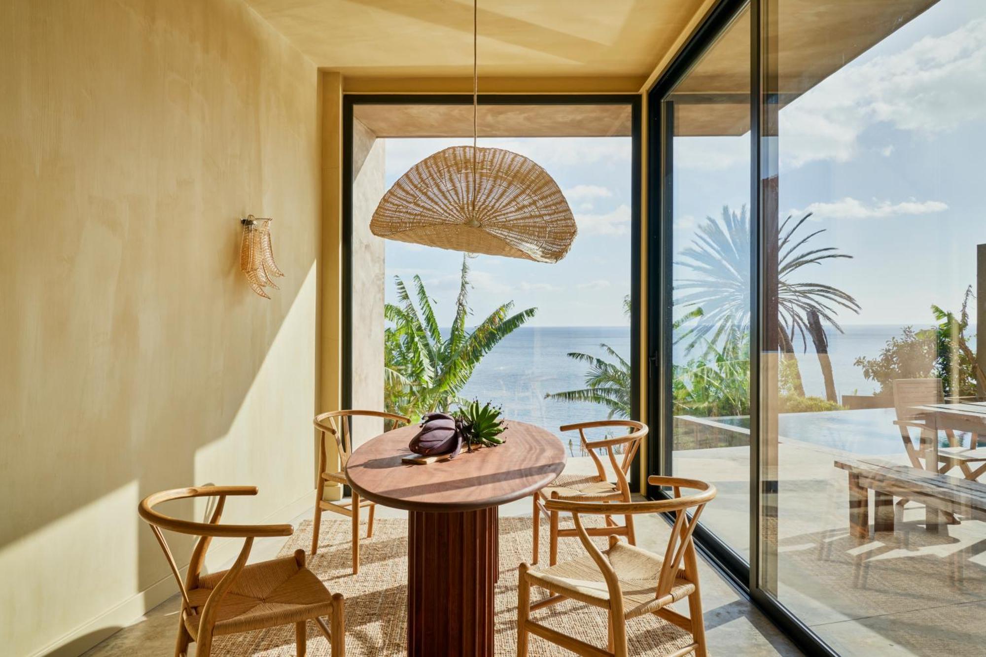 Holiday home Pirate House Sea Front Private Pool Garden *