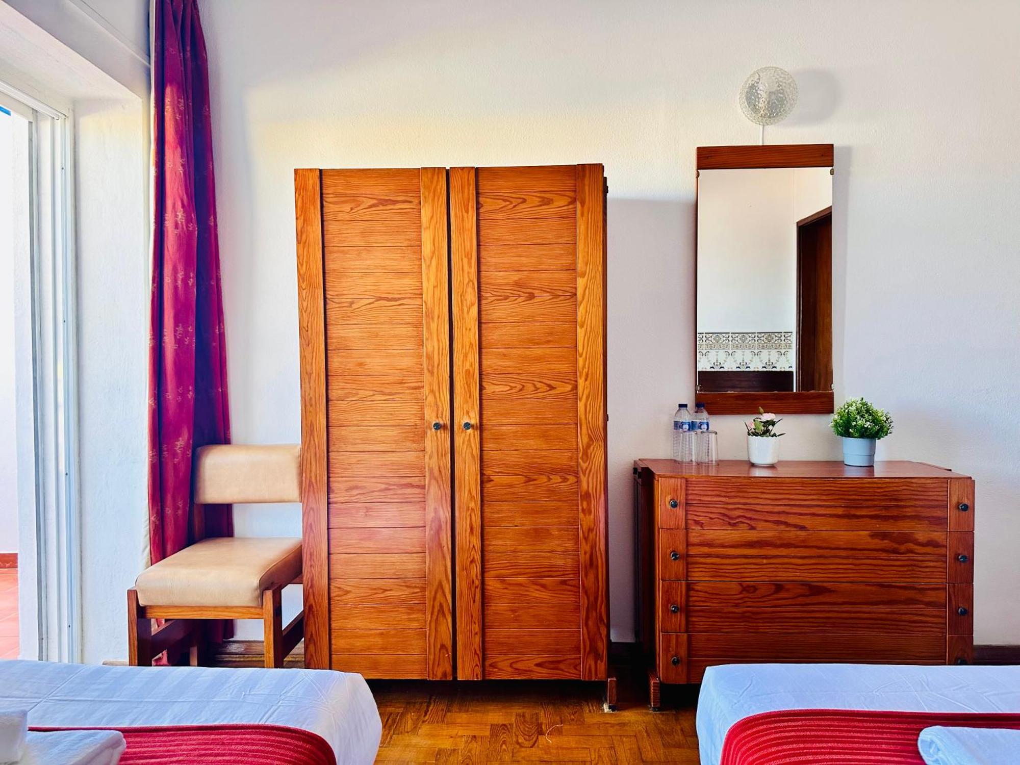 Guest house Bela
