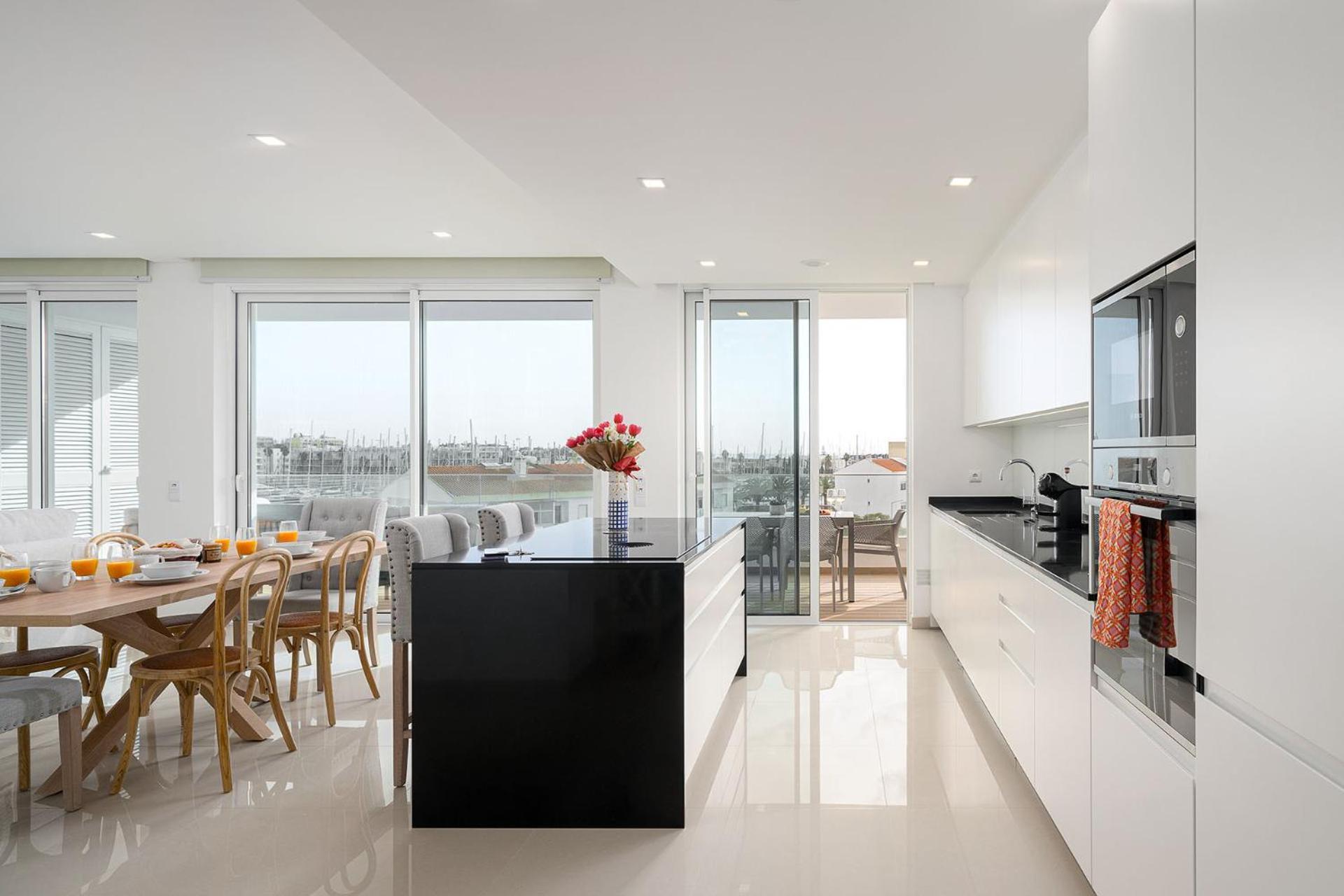 Marina View 3 With Pool By Homing Apartment Lagos