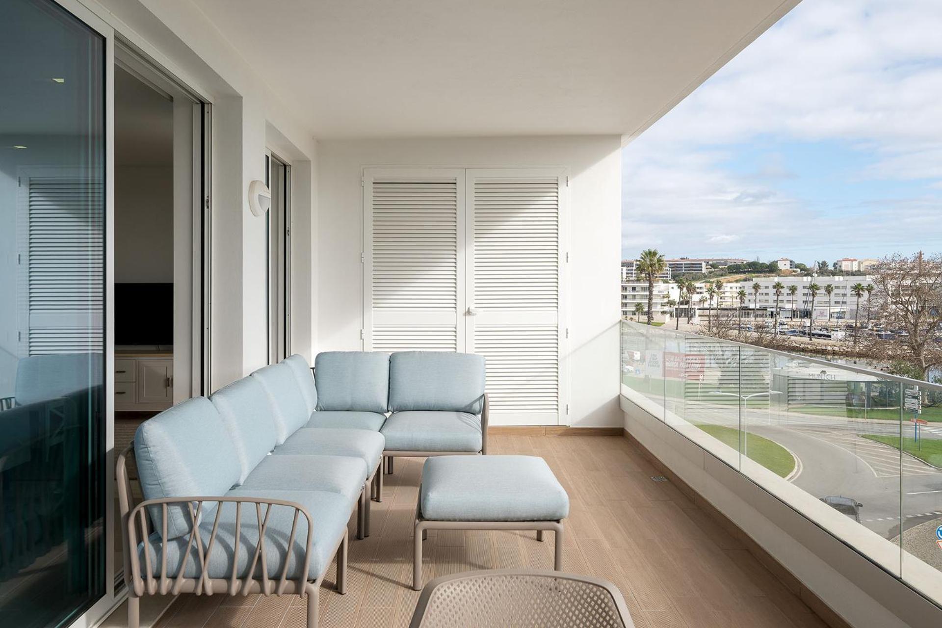 Apartment Marina View 3 With Pool By Homing
