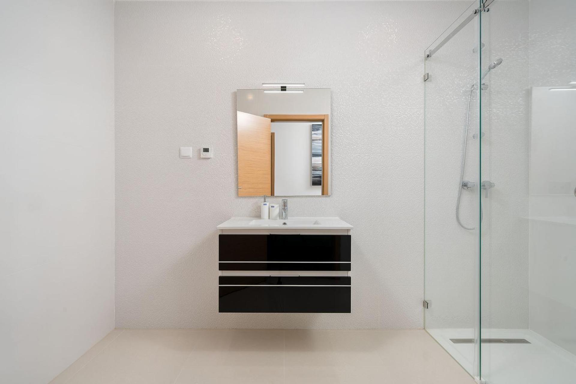 Apartment Marina View 3 With Pool By Homing Lagos