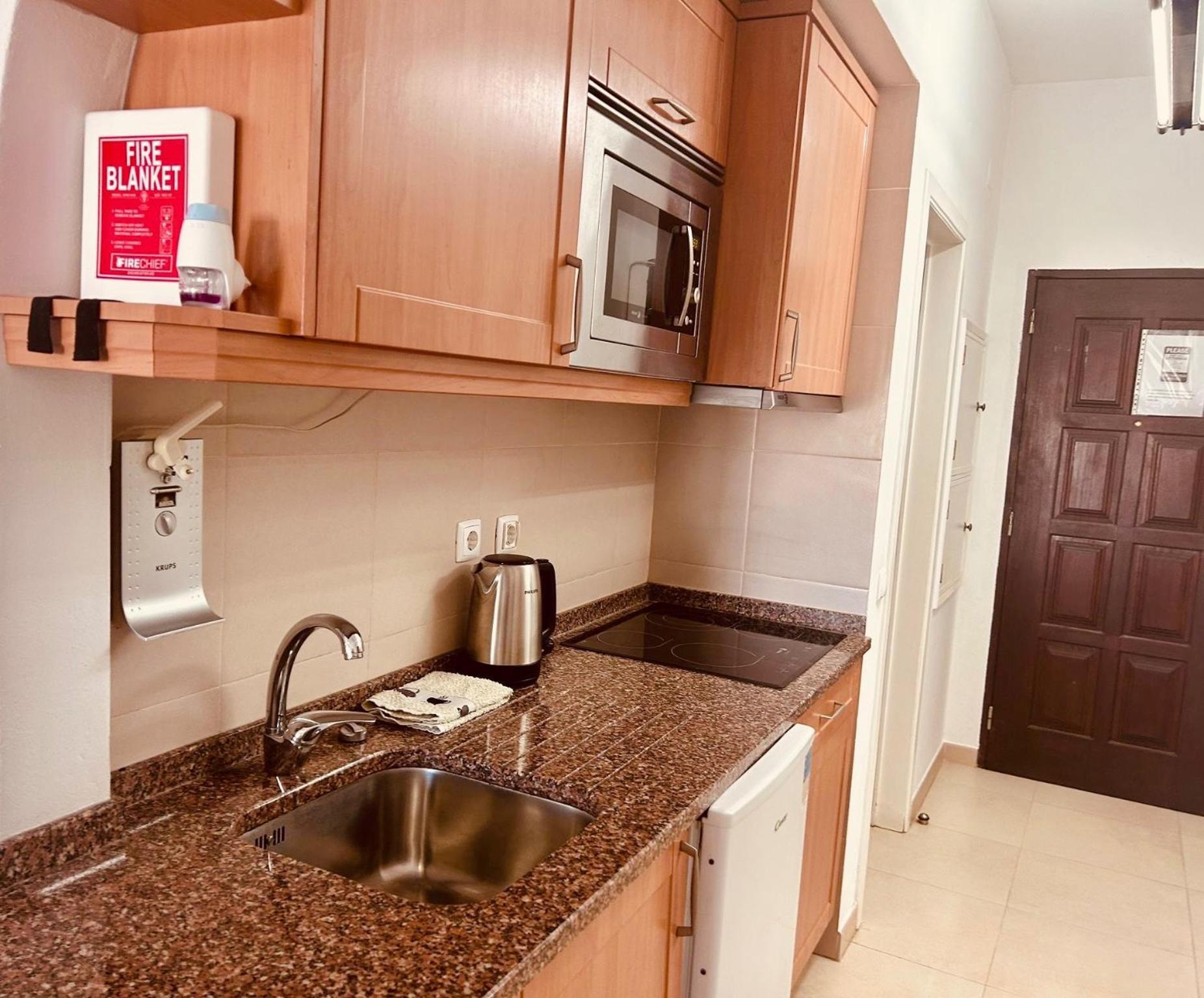 Main Avenue With Marina View Balcony Appartement Lagos