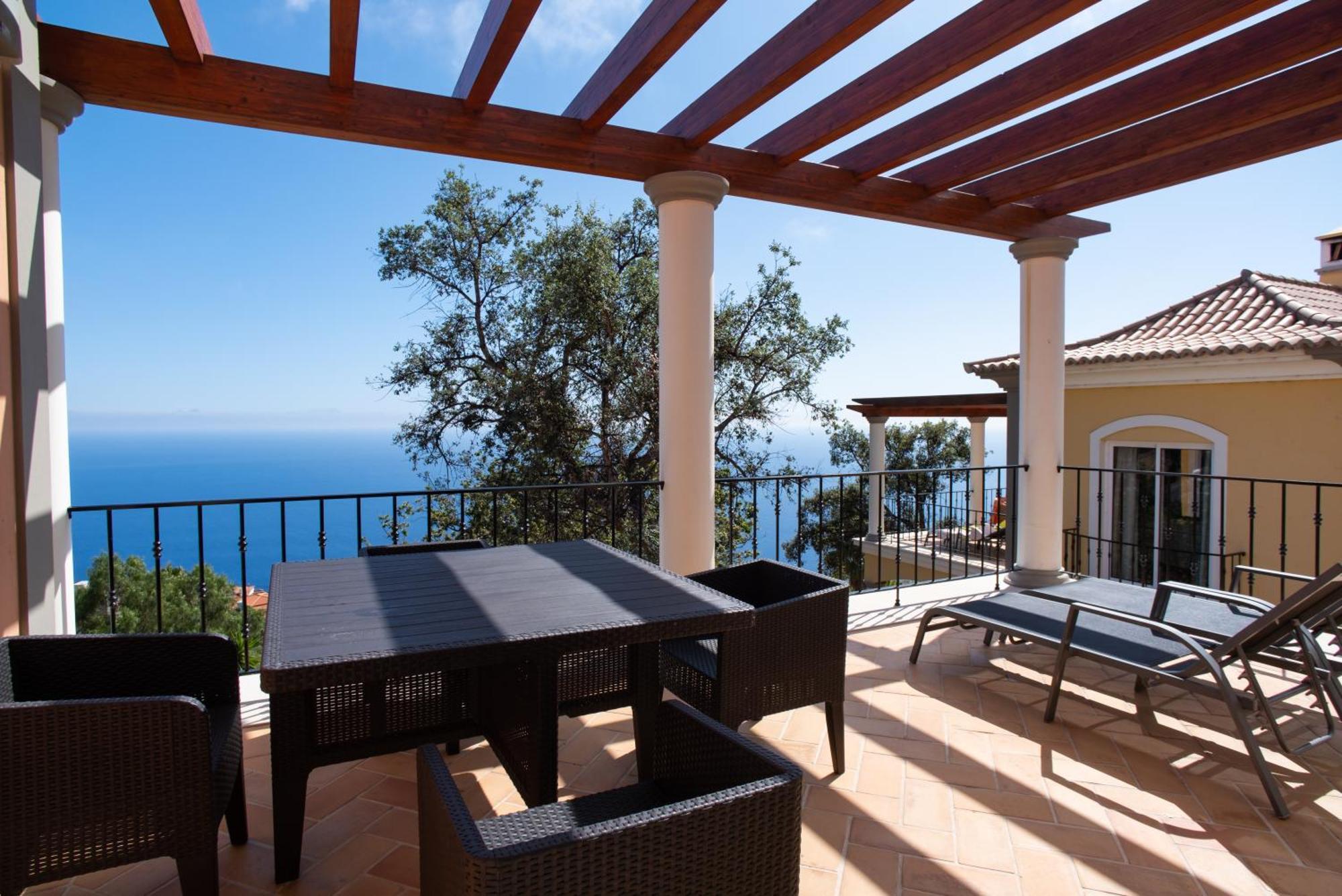 Holiday park Palheiro Village 5*