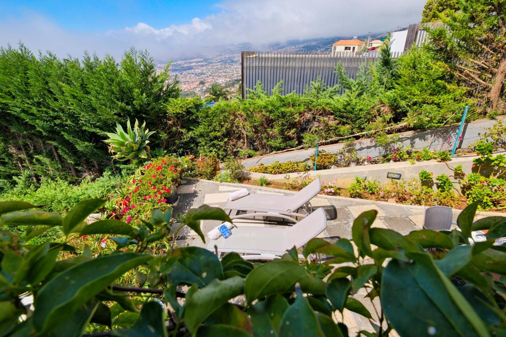 Holiday park Palheiro Village