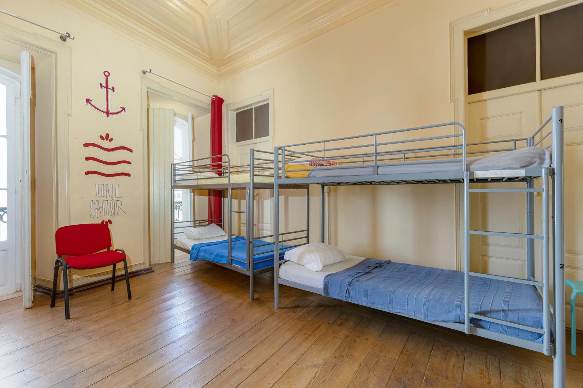 Hostel Suntrap
