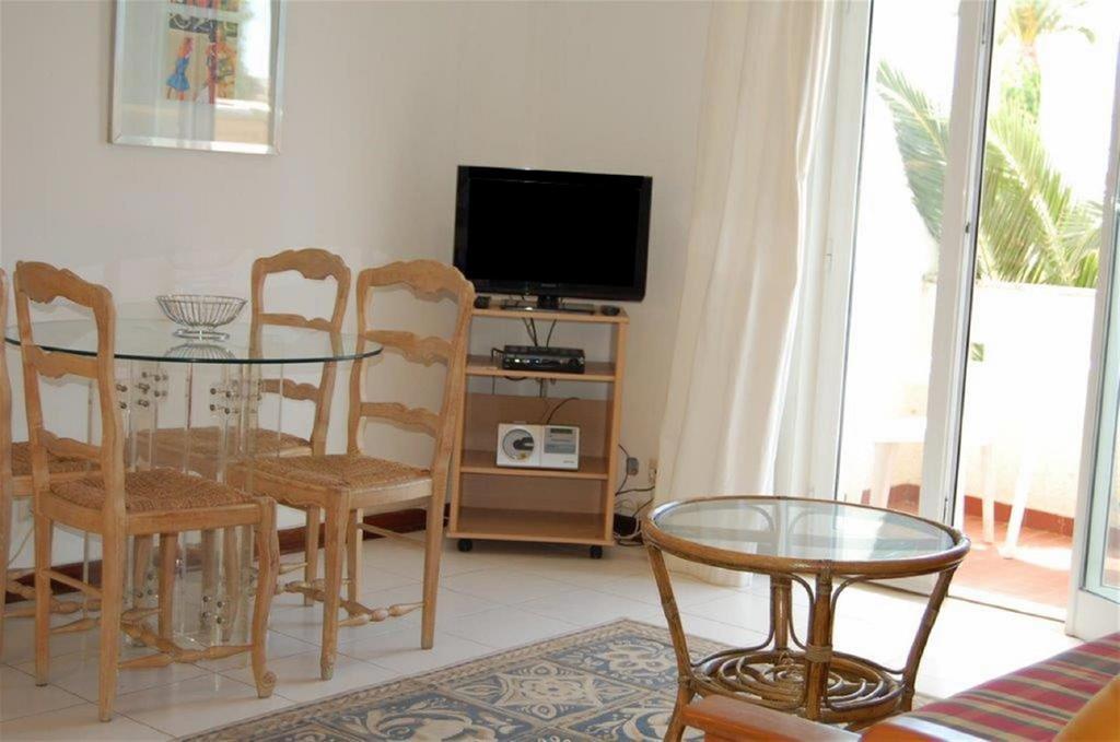 Apartamento Edificio Oura Apartment