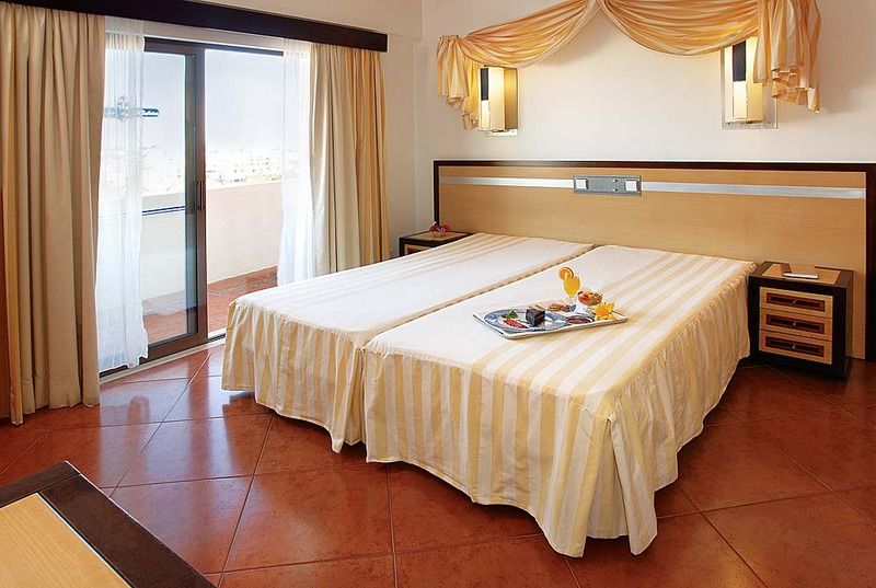 Aparthotel Paraiso De 4*