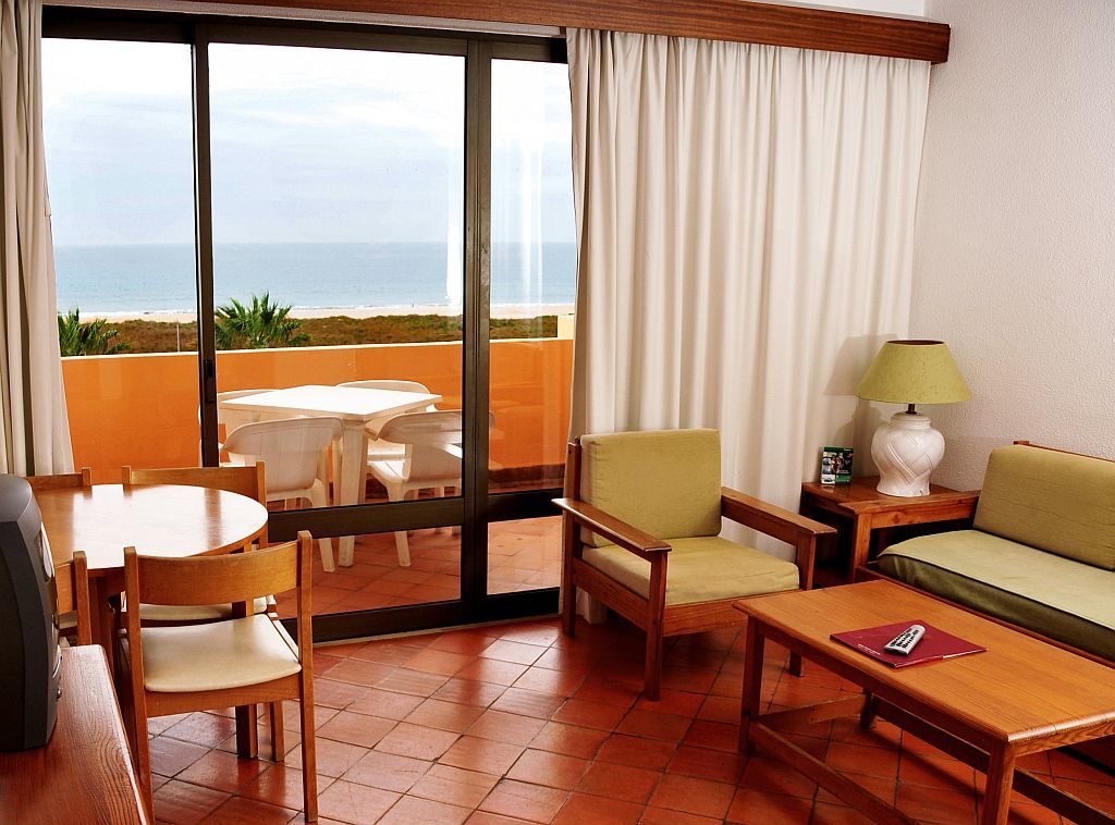 Dom Pedro Aparthotel