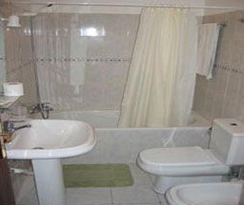 Guest house Pensao Residencial Mirasol 3*
