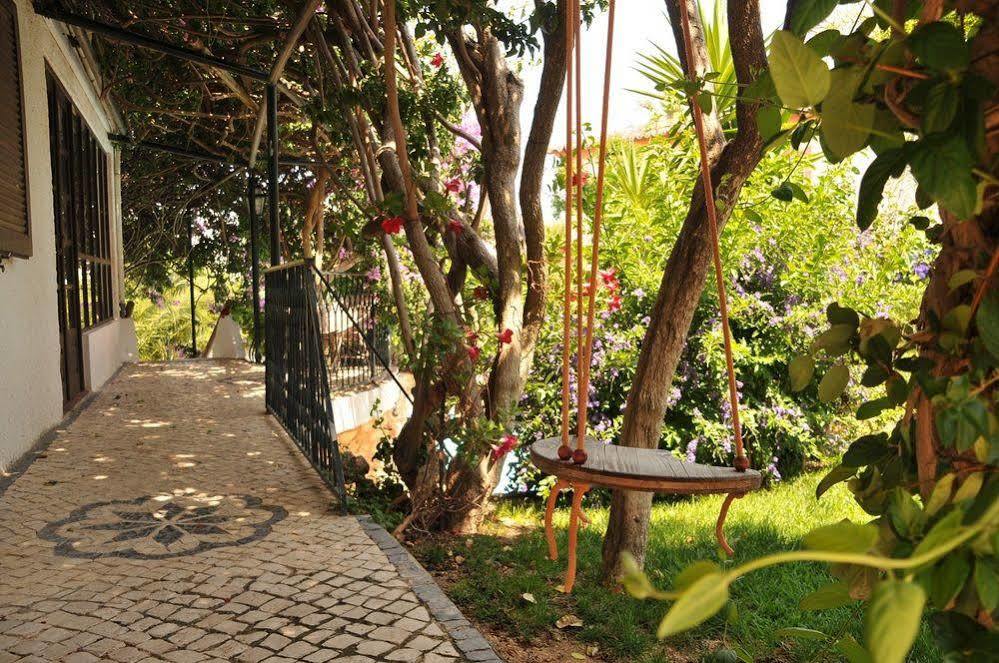Uma Casa A Beira Sol Bed & Breakfast