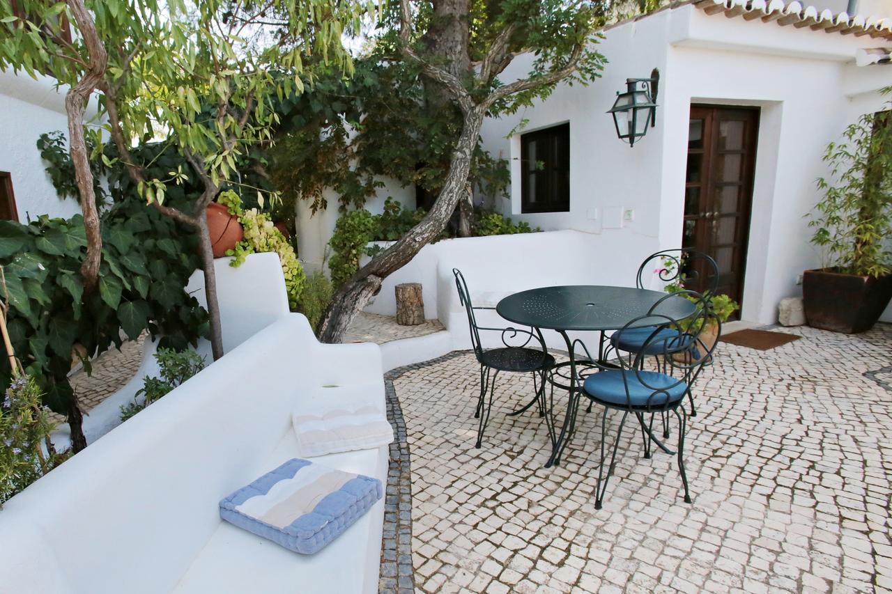Uma Casa A Beira Sol Lagos