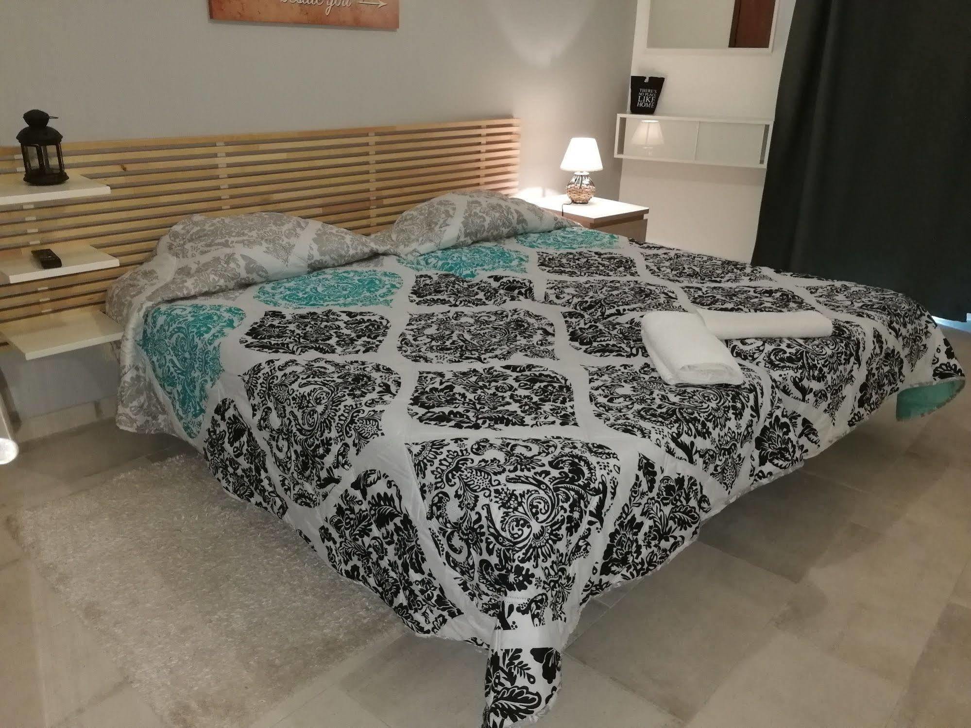 Guest house Center & 2*