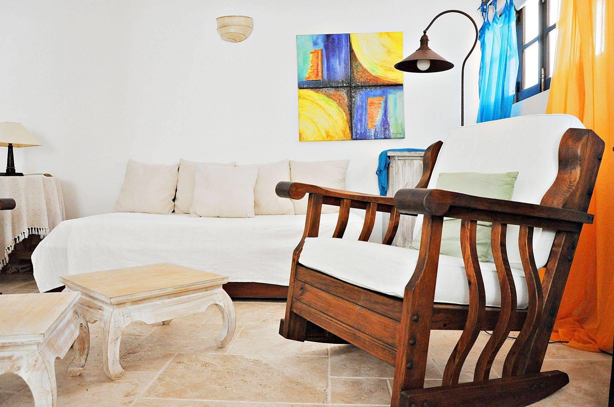 Bed & Breakfast Uma Casa A Beira Sol Lagos