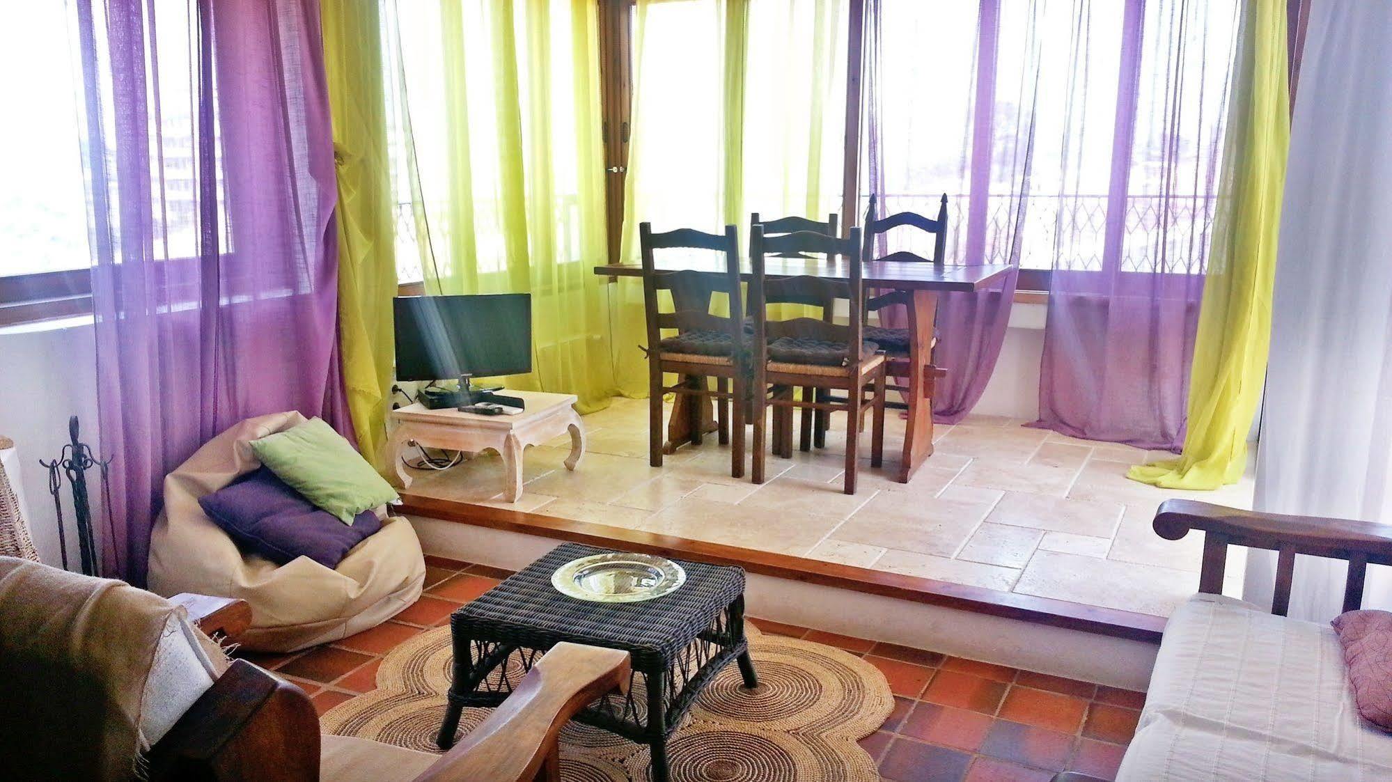 Bed & Breakfast Uma Casa A Beira Sol Lagos